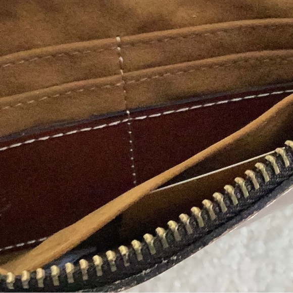 New PATRICIA NASH, tooled leather wristlet/wallet - Picture 10 of 13